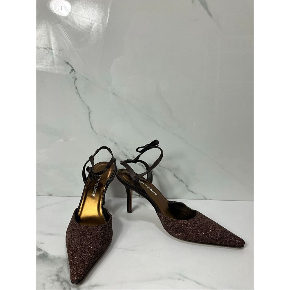 ELLEN TRACY Pointy Toe Beaded Heels
